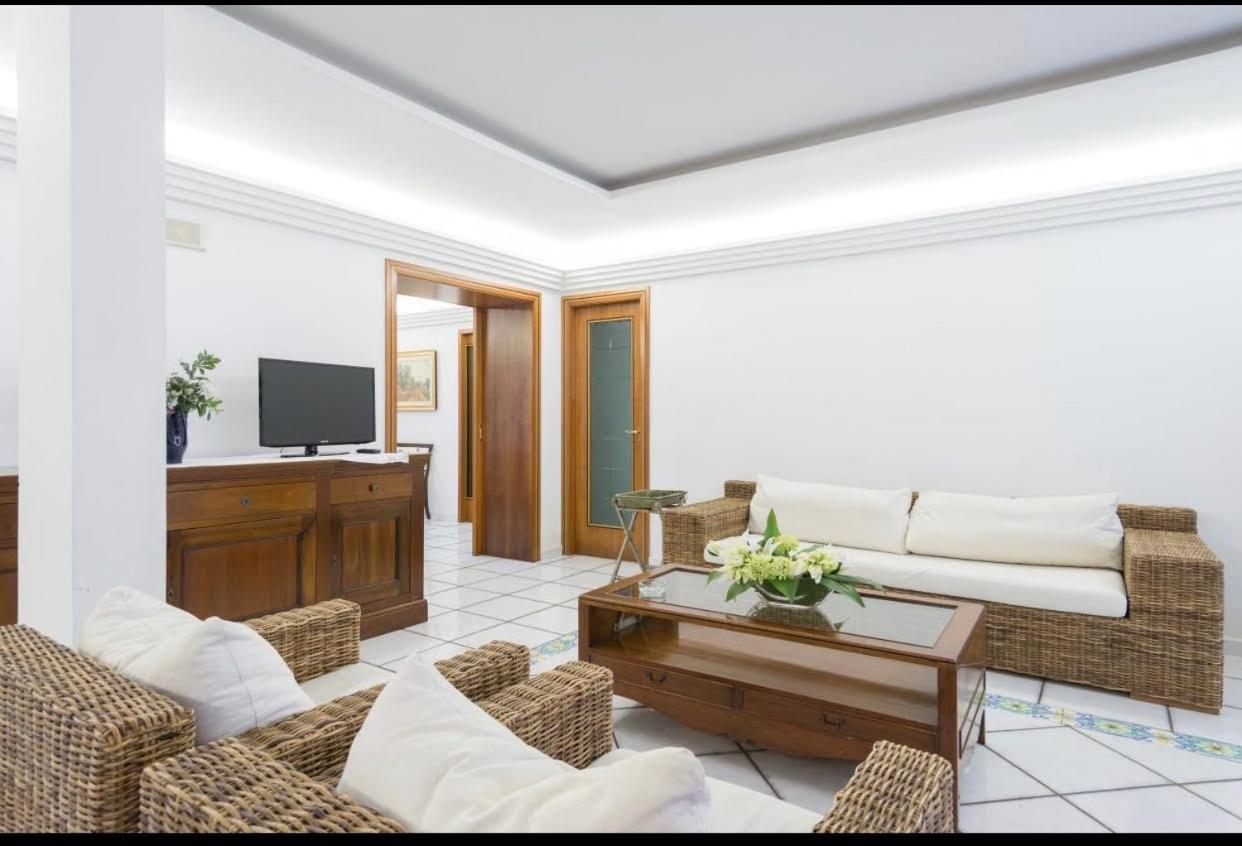 סורנטו B&B Villa Irma מראה חיצוני תמונה